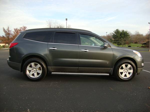 2010 CHEVROLET TRAVERSE - cars & trucks - by dealer - vehicle... for sale in Mansfield, OH – photo 6