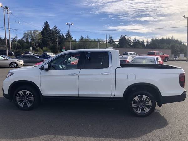 2019 Honda Ridgeline Rtl-e - - by dealer - vehicle for sale in Coos Bay, OR – photo 4
