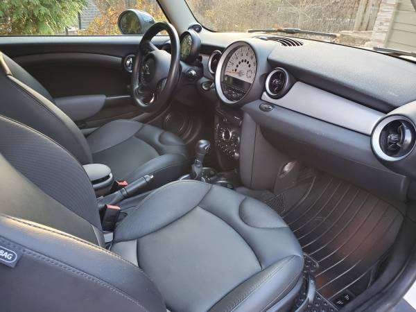 2011 Mini Cooper Hardtop - cars & trucks - by owner - vehicle... for sale in Afton, MN – photo 5