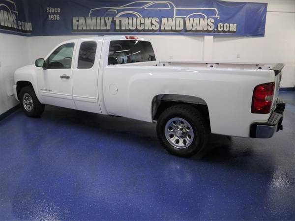 2011 Chevrolet Silverado 4WD Chevy LT 1500 4x4 Extended Cab One... for sale in Denver , CO – photo 2