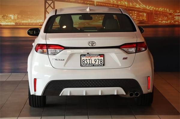 *2020* *Toyota* *Corolla* *SE* - cars & trucks - by dealer - vehicle... for sale in Fremont, CA – photo 9