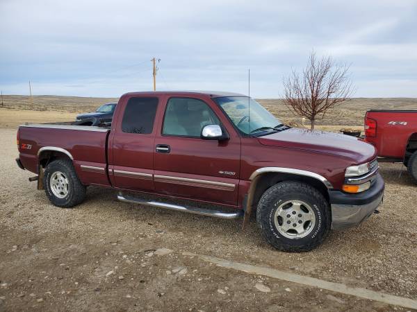 1999 Chev. 1/2ton 4X4 - cars & trucks - by owner - vehicle... for sale in Kaycee, WY – photo 2