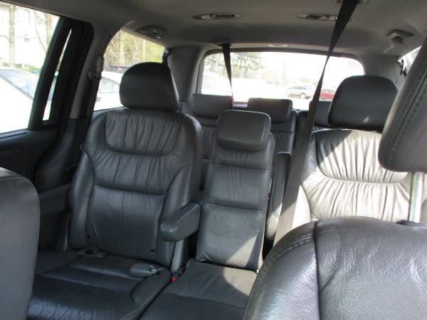 2007 HONDA ODYSSEY, 3 RD ROW SEAT BEAUTIFUL VAN - - by for sale in North Ridgeville, OH – photo 12