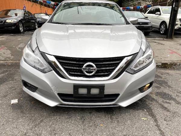 2018 Nissan Altima 2.5 SV - EVERYONES APPROVED! - cars & trucks - by... for sale in Brooklyn, NY – photo 3