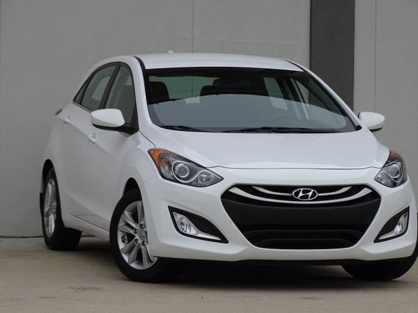2013 HYUNDAI ELANTRA GT HATCHBACK 1 OWNER - cars & trucks - by... for sale in Addison, IL – photo 8