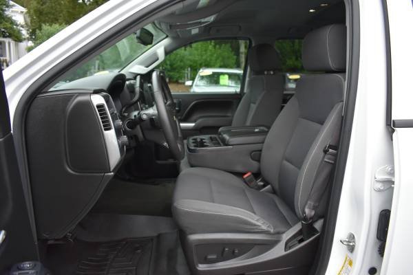 1 Owner 2017 Chevrolet Silverado LT 4WD LIKE NEW! Warranty NO DOC... for sale in Apex, NC – photo 13