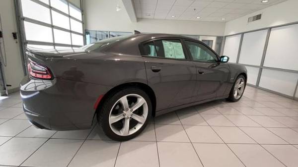 2016 Dodge Charger 4dr Sdn R/T RWD - cars & trucks - by dealer -... for sale in Redding, CA – photo 5