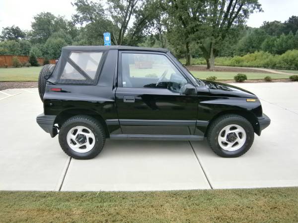 1994 geo tracker 4x4 2door 2 owners only(130K miles very rare find%%... for sale in Riverdale, GA – photo 5