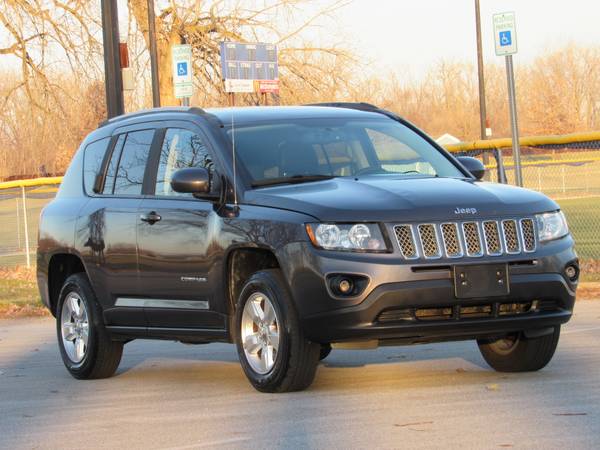 2016 JEEP COMPASS*WARRANTY*AUX*ONLY 63K MILES**HEATED... for sale in Highland, IL – photo 3