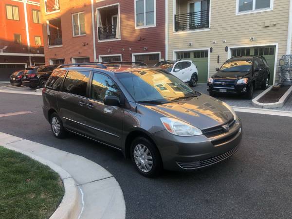 05 Toyota Sienna LE - cars & trucks - by owner - vehicle automotive... for sale in Alexandria, District Of Columbia – photo 5