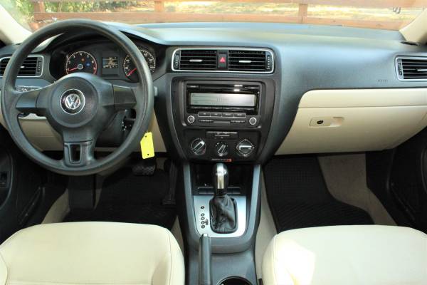 Great Deal for 2011 VOLKSWAGEN JETTA for only for sale in Arlington, TX – photo 19