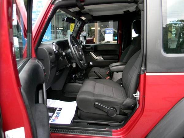 2012 Jeep Wrangler 2DR RUBICON HARDTOP W/6-SPEED MANUAL for sale in Plaistow, MA – photo 11