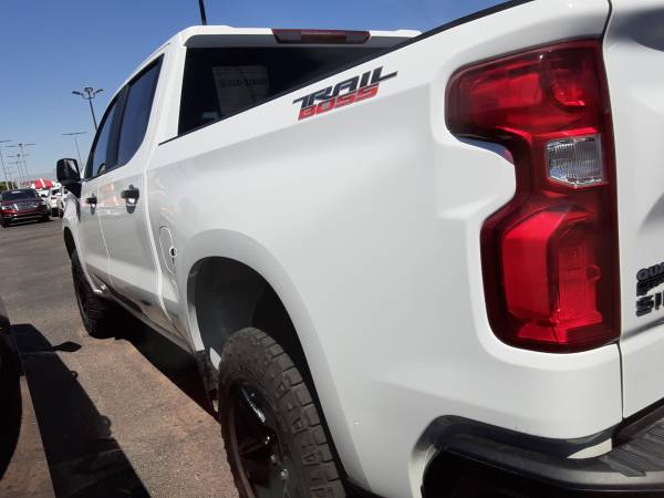 2019 Chevrolet Silverado Trailboss - - by dealer for sale in Albuquerque, NM – photo 6