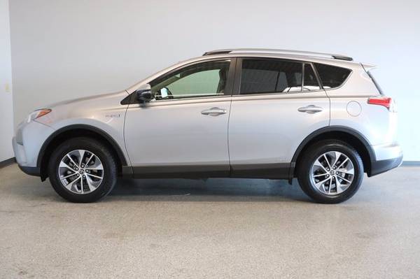 2018 Toyota RAV4 Hybrid XLE hatchback Silver - - by for sale in Nampa, ID – photo 8