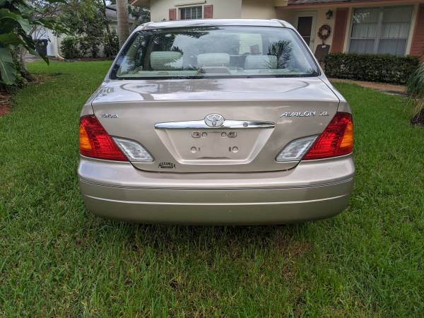 **SOLD** toyota Avalon 2000 Good Condition - cars & trucks - by... for sale in Lake Worth, FL – photo 5