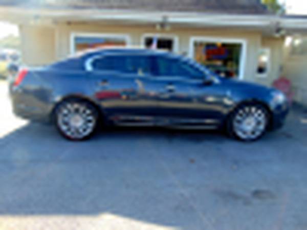 2013 Lincoln MKS - $0 DOWN? BAD CREDIT? WE FINANCE! - cars & trucks... for sale in Goodlettsville, TN – photo 2