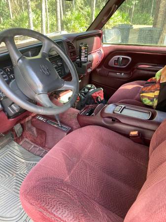 1998 Chevy/Chevrolet Tahoe - cars & trucks - by owner - vehicle... for sale in Jacksonville, FL – photo 2