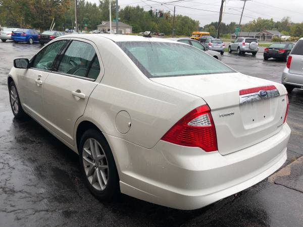 2011 Ford Fusion for sale in Spencerport, NY – photo 3