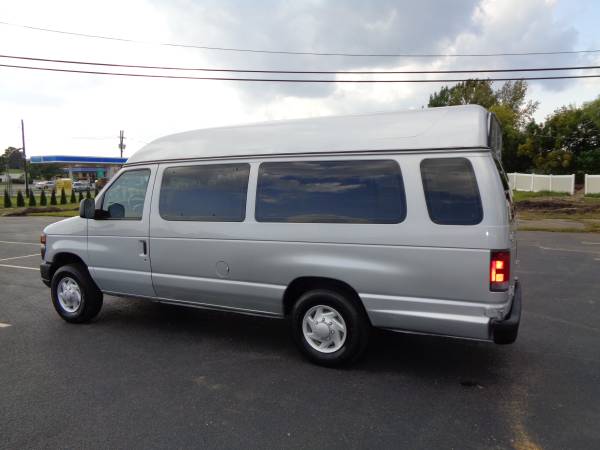 2008 FORD E-250 PASSENGER VAN! 1-OWNER, WHEEL CHAIR ACCESSIBLE!! for sale in PALMYRA, DE – photo 10