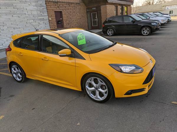 2013 Ford Focus ST - cars & trucks - by dealer - vehicle automotive... for sale in Evansdale, IA – photo 5