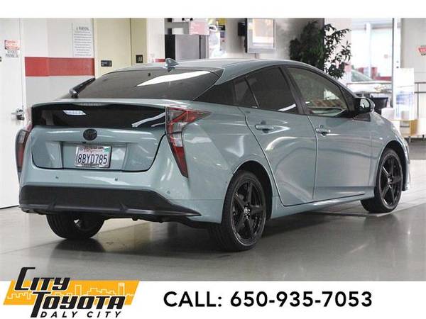 2018 Toyota Prius Hybrid Three Touring - hatchback for sale in Daly City, CA – photo 5