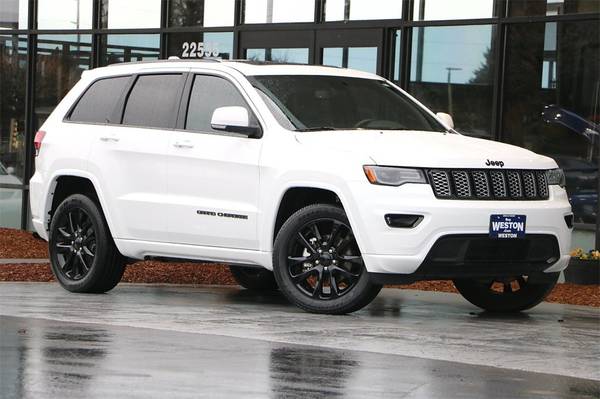2020 Jeep Grand Cherokee Altitude SUV - - by dealer for sale in Gresham, OR – photo 2