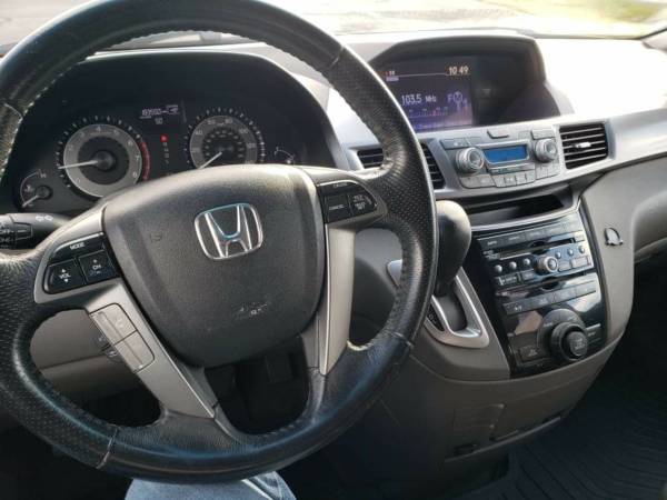 2011 Honda Odyssey Touring - cars & trucks - by owner - vehicle... for sale in Scottsburg, KY – photo 14