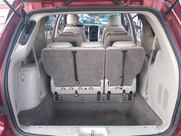2007 Chrysler Town & Country Touring Limited DVD Auto Sliding $2995... for sale in Columbus, OH – photo 14