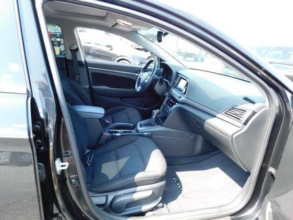 2018 Hyundai Elantra Value Edition 2 0L Auto (Alabama) - cars & for sale in Cullman, AL – photo 9