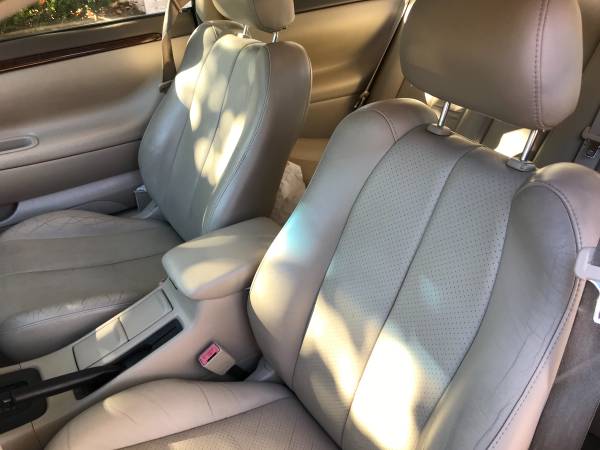 2001 Toyota Solara SLE Low Milage Hardly Used Excellent Condition -... for sale in San Mateo, CA – photo 10