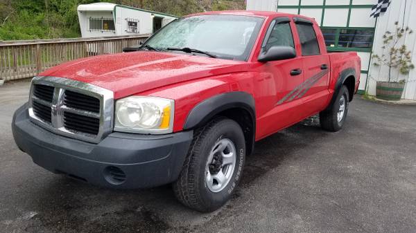 2005 Dodge Dakota ST 4x4 - - by dealer - vehicle for sale in Laceyville, PA – photo 2