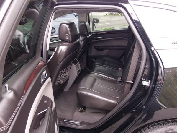2011 Cadillac SRX Luxury AWD - - by dealer - vehicle for sale in Roanoke, VA – photo 12