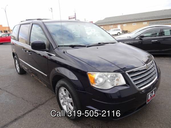2010 Chrysler Town & Country Touring - cars & trucks - by dealer -... for sale in Waterloo, IA – photo 8