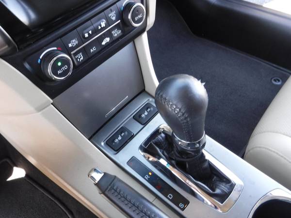 2014 Acura ILX 2 0 Premium Sedan Heated Leather 1-Owner - cars & for sale in LEWISTON, ID – photo 21