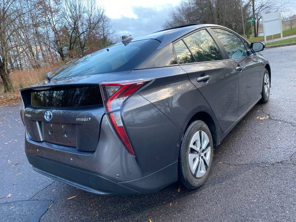 2018 Toyota Prius Four - cars & trucks - by owner - vehicle... for sale in Riverton, NJ – photo 6