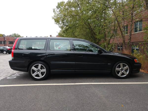 2004 Volvo V70 R Wagon Low Miles for sale in Great Neck, NY – photo 3