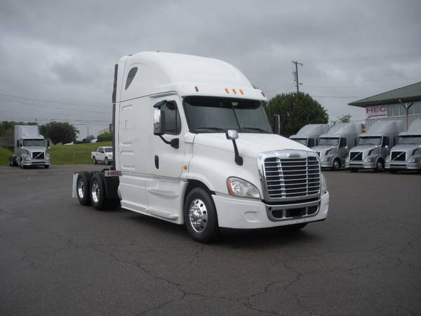 2014, 2015 & 2016 Freightliner Cascadia - cars & trucks - by dealer... for sale in Lavergne, NC – photo 2