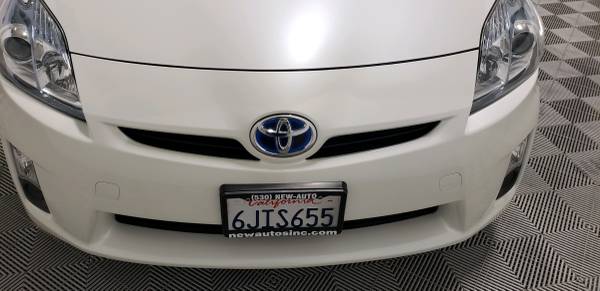 2010 Toyota Prius IV - cars & trucks - by dealer - vehicle... for sale in Chico, CA – photo 9