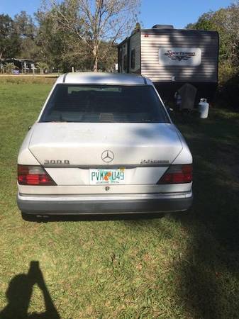 Mercedes Benz 300D 1993 - cars & trucks - by owner - vehicle... for sale in Ocala, FL – photo 3