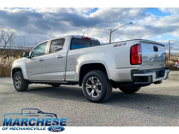 2017 Chevrolet Colorado Z71 4x4 4dr Crew Cab 5 ft. SB - truck - cars... for sale in mechanicville, NY – photo 5
