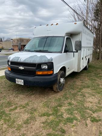 2006 Chevy Express with Chassis Cab for sale in Other, MD – photo 2