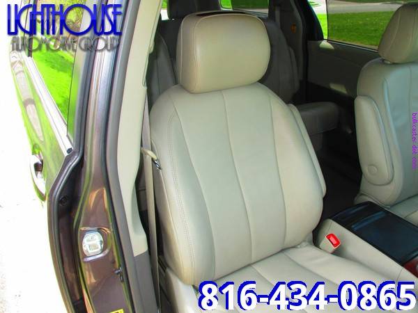 TOYOTA SIENNA XLE, only 72k miles! - - by dealer for sale in Lees Summit, MO – photo 15