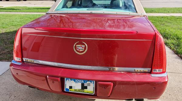 09 Cadillac DTS - luxury sedan for sale in Manchester, IA – photo 15