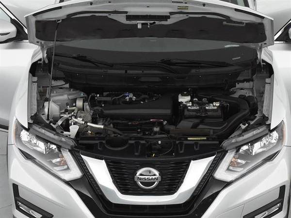 2018 Nissan Rogue SL Sport Utility 4D hatchback Silver - FINANCE for sale in Kansas City, MO – photo 4