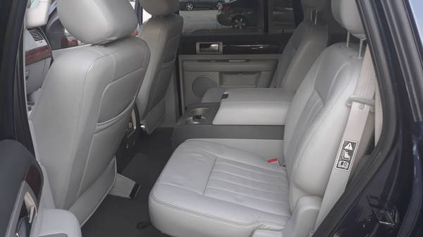 Lincoln Navigator ... 124, xxx miles ... 3rd row LEATHER . ZERO accide for sale in Hurst, TX – photo 15