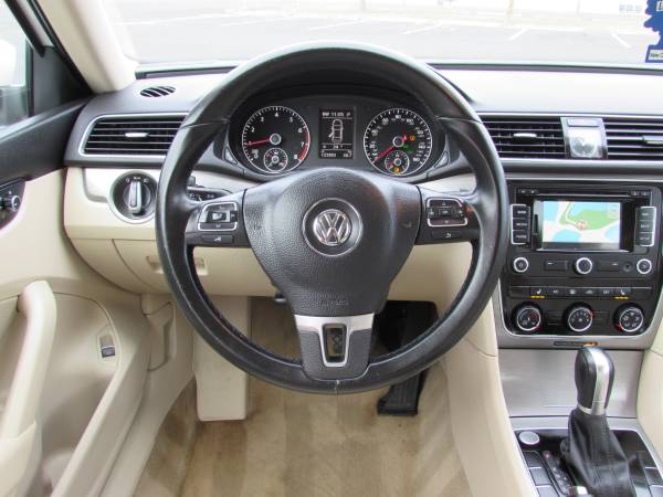 2014 Volkswagen Passat 1.8T SE w/ Navigation - CLEAN! - cars &... for sale in Jenison, MI – photo 5