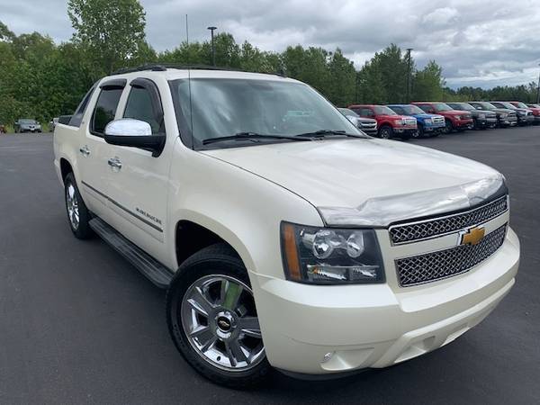 2010 Chevrolet Avalanche! LTZ! 4WD! Htd Lthr! Bckup Cam! 99k Miles! for sale in Suamico, WI – photo 3