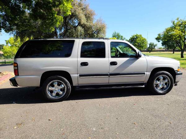 2005 CHEVY SUBURBAN 1500 LT 4WD - - by dealer for sale in Modesto, CA – photo 9