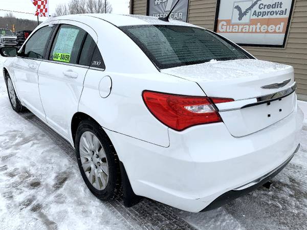 2012 Chrysler 200 4dr Sdn LX - - by dealer - vehicle for sale in Chesaning, MI – photo 20