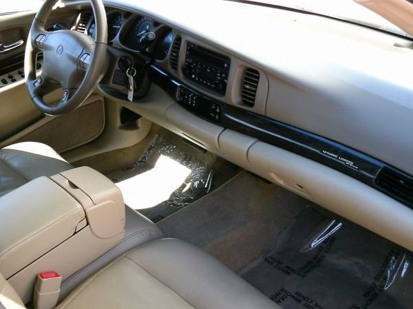 2005 Buick Lesabre Celebration Edition-Heated Leather! Well... for sale in Silvis, IA – photo 16